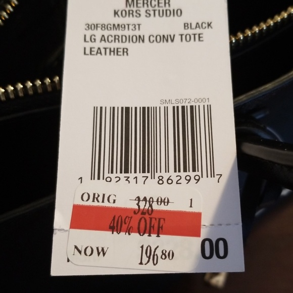 Black Michael Kors bag - Picture 5 of 6